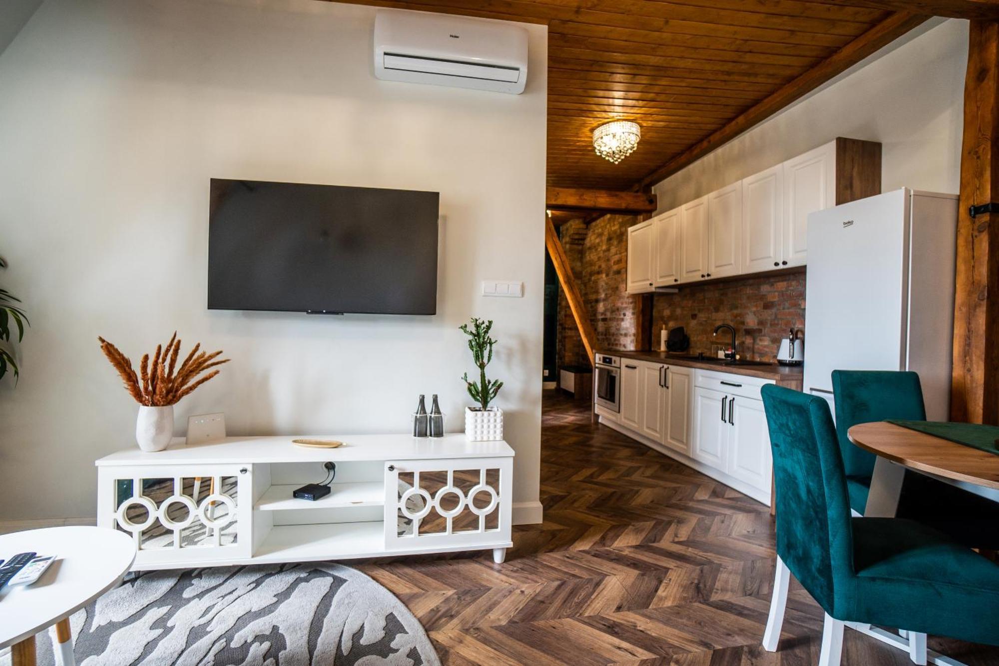 Stary Toruń Apartamenty Pioro I Atrament מראה חיצוני תמונה